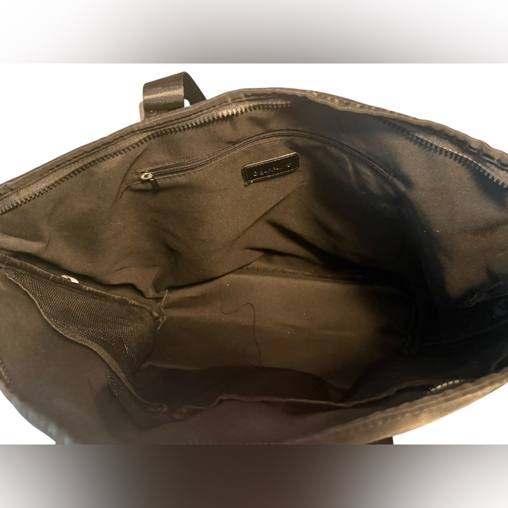 BearPaw Black Nylon Tote Bag with Front Drawstring Pocket Travel Work - Picture 8 of 11